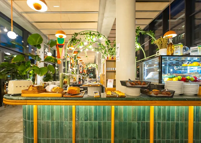 The People - Paris Marais Hostel