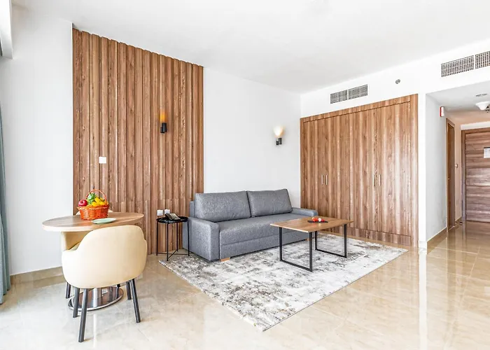 Pyramisa Hotel Apartments Dubai