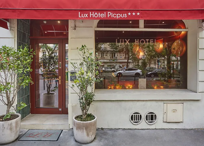 Hotel Lux Picpus Paris