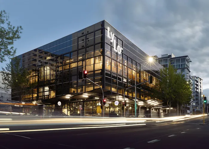 Lylo Auckland Hostel