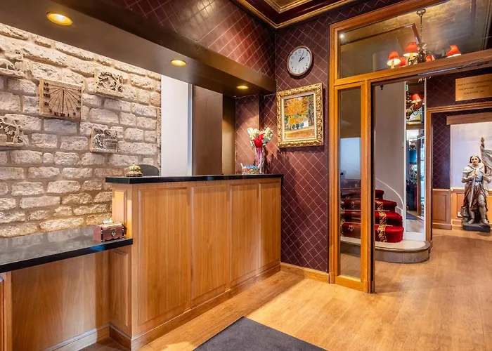 Hotel Du College De France Paris