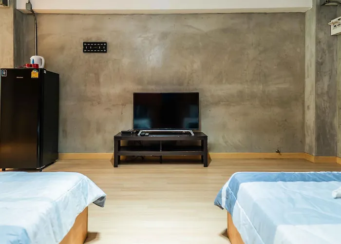 Five Stars Residence Bangkok