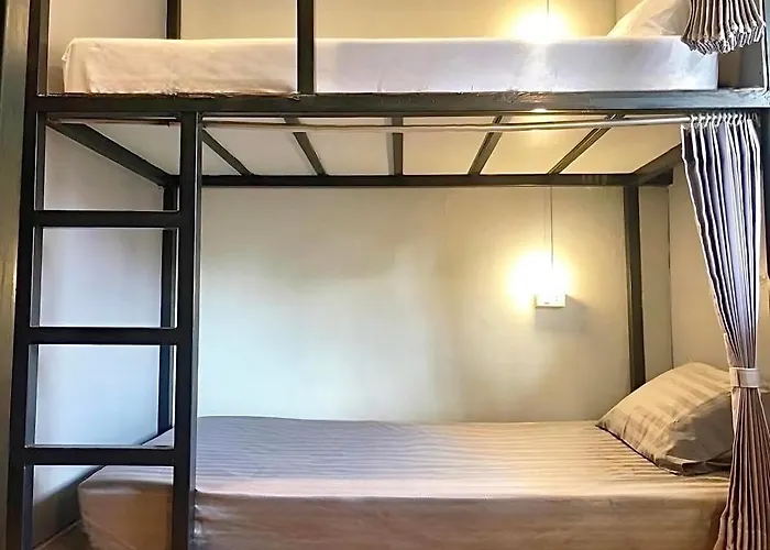 Bed Space Hostel Khaosan Bangkok