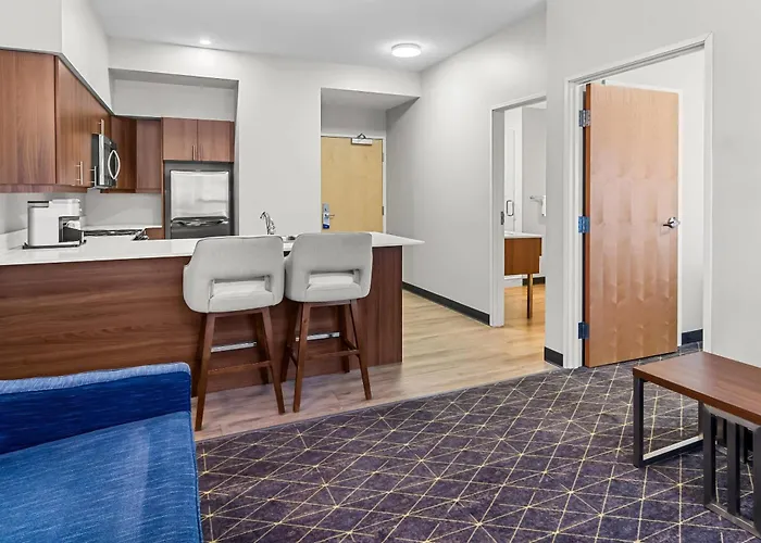 Park Inn By Radisson, Kelowna