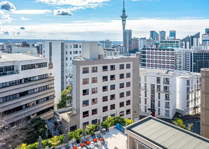 United Auckland Hostel