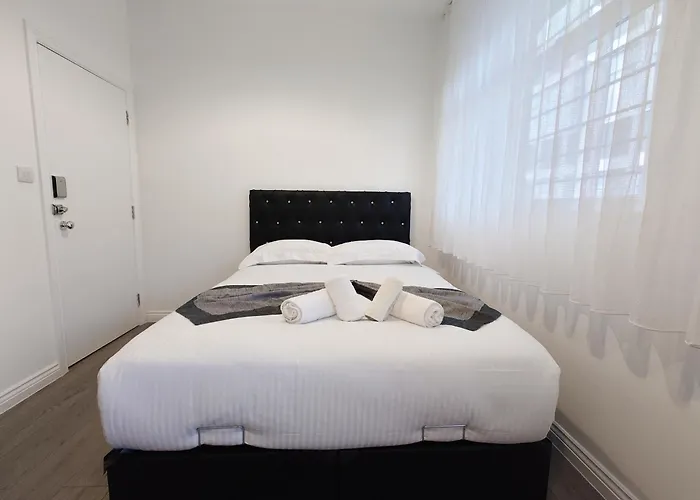 Centra Station Apartment London