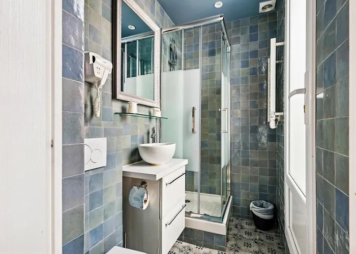 Hotel De Nesle Paris