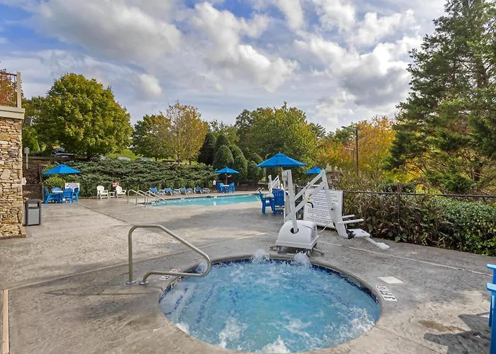 Hilton Vacation Club Laurel Crest Pigeon Forge Hotel