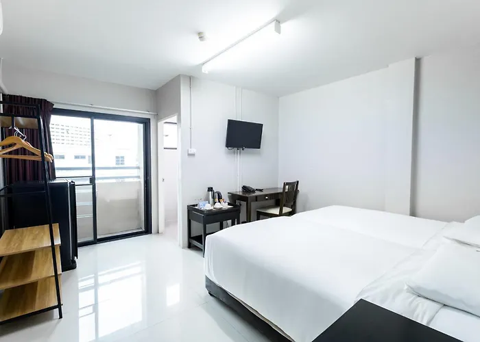 Annex Lumpini Bangkok Hotel
