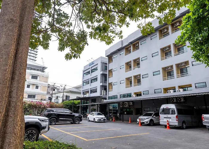 Annex Lumpini Bangkok Hotel
