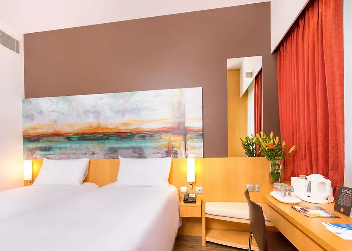 Ibis Dubai One Central