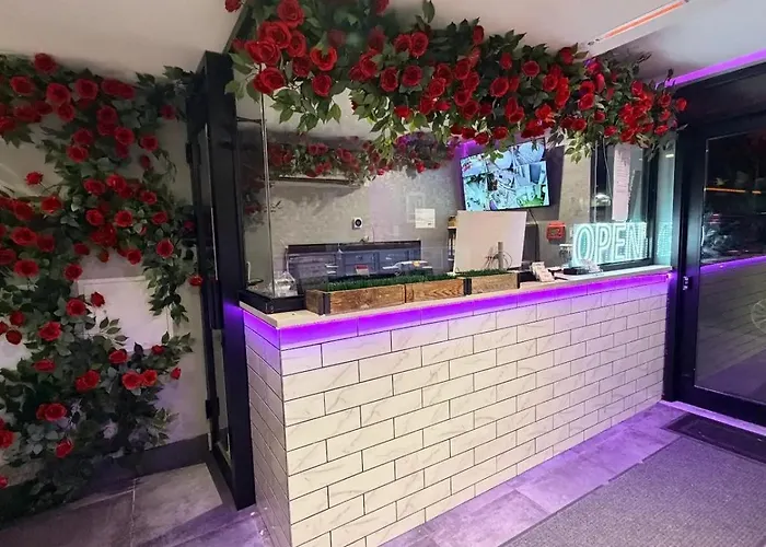 Rose Hotel Near Yankee Stadium New York