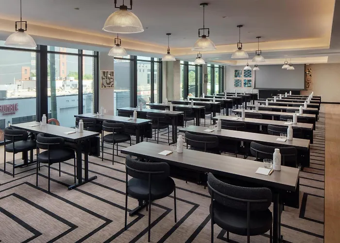 Homewood Suites By Hilton Nashville Downtown The Gulch