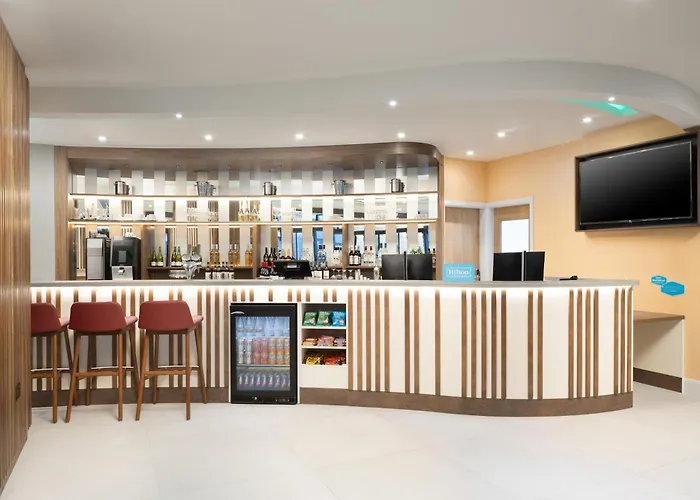 Hampton By Hilton London Old Street Hotel
