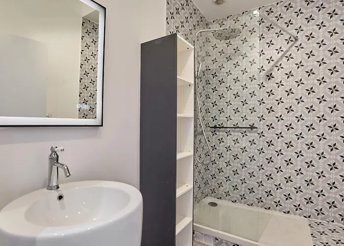 Rent A Room - Residence Meslay Paris