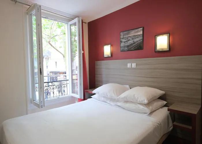 Hipotel Paris Gambetta Republique