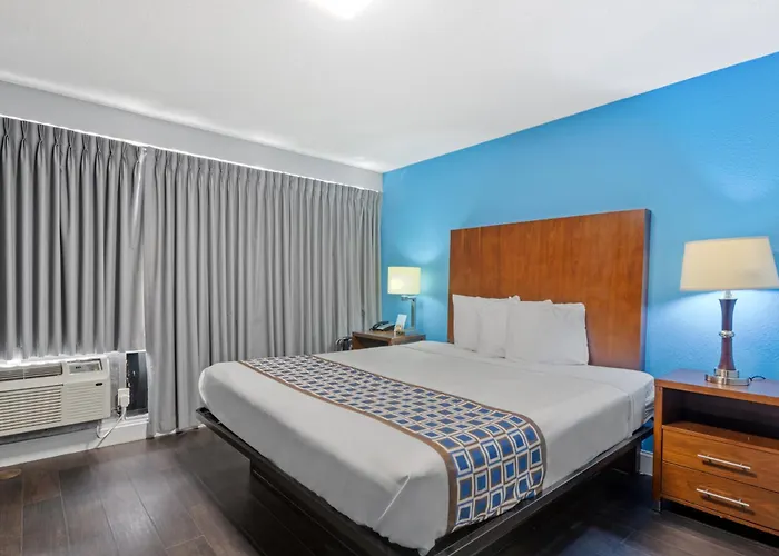 Alamar Resort Inn Virginia Beach