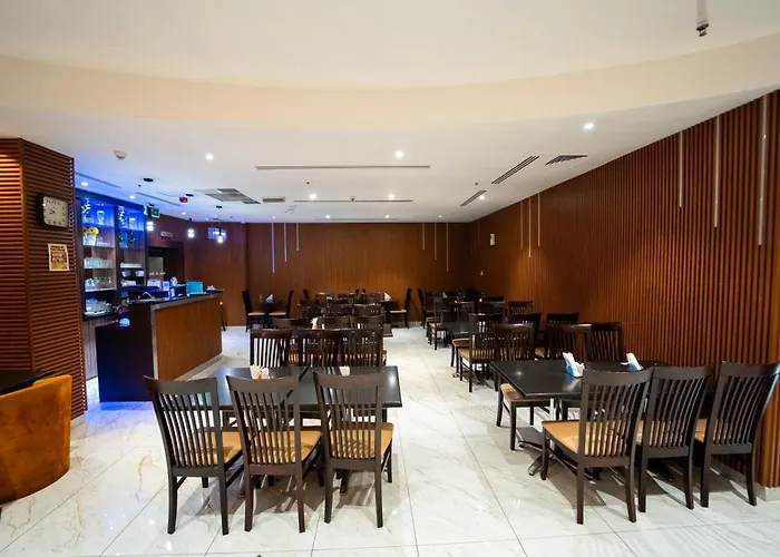 Smana Hotel Al Raffa Dubai
