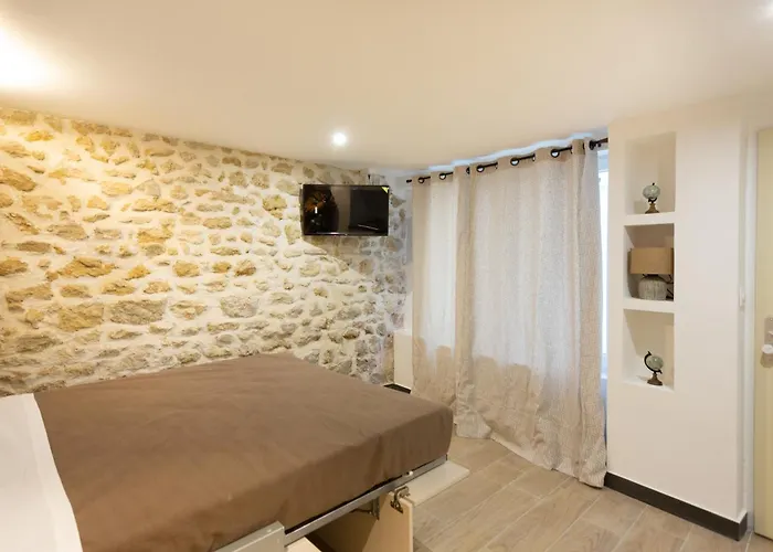Hotel Leonard De Vinci II Paris