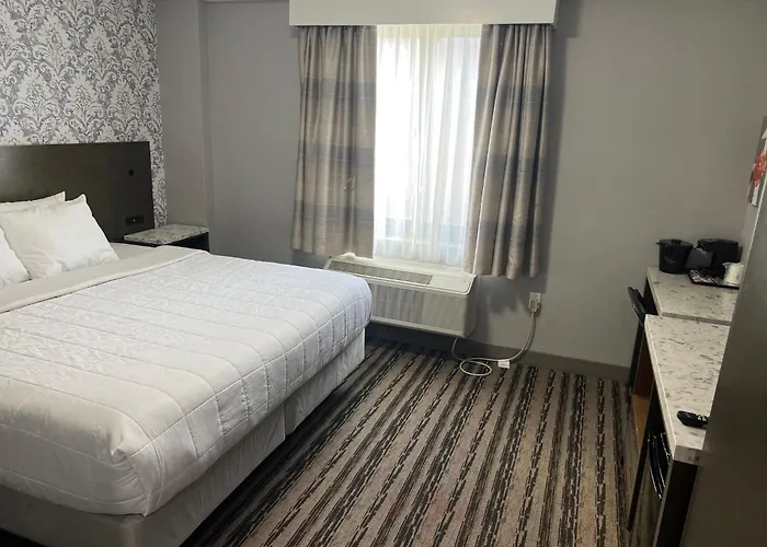 The Essence Hotel At Jfk New York