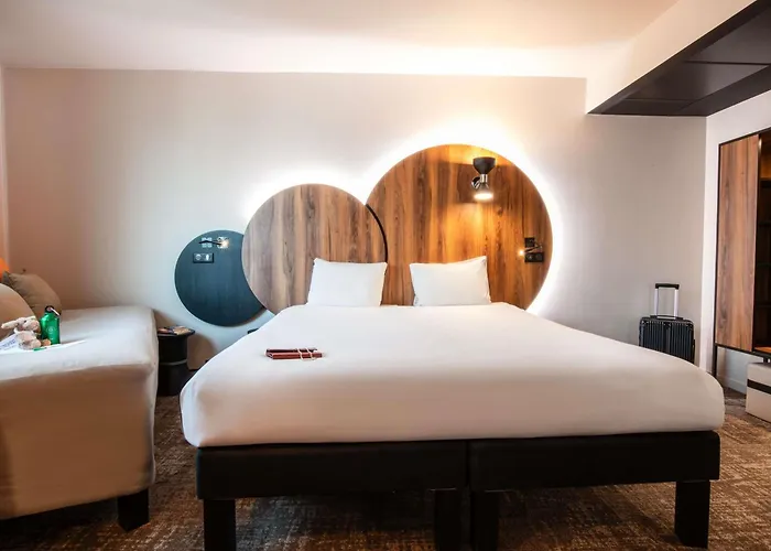 Ibis Styles Paris Meteor Avenue D'Italie Hotel