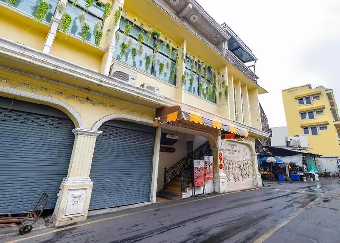Art Hotel Sanamchai Bangkok