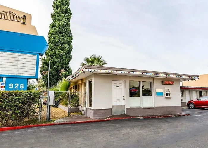 Oyo Gateway Motel Las Vegas North Strip/Fremont St. Area