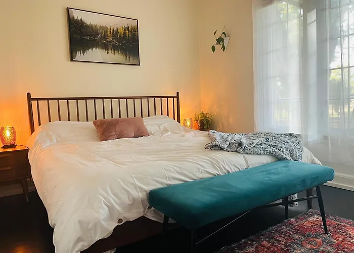 Hikari-Okanagan Sunshine B&B Kelowna