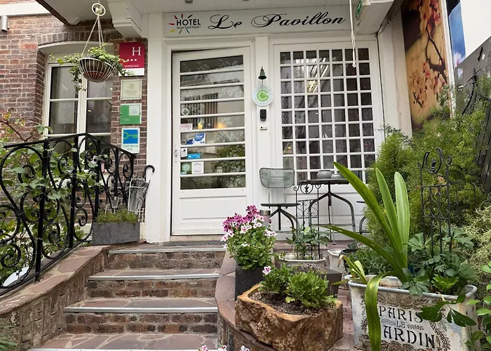 Le Pavillon Hotel Paris