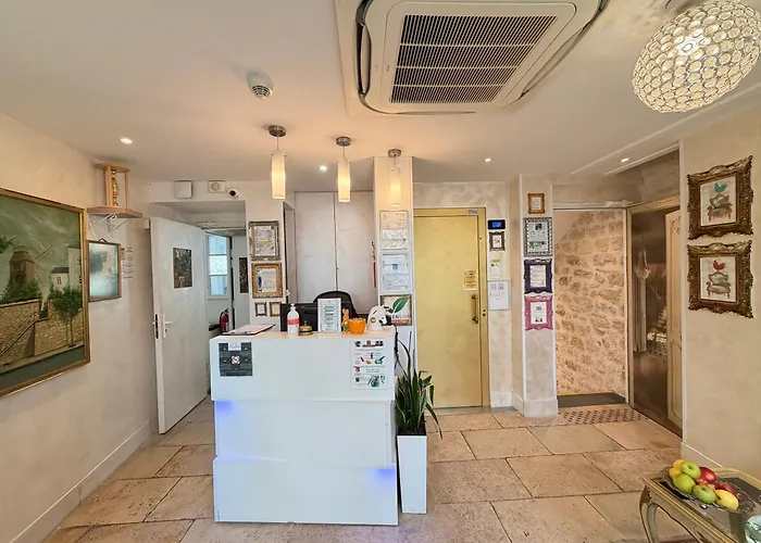 Le Pavillon Hotel Paris