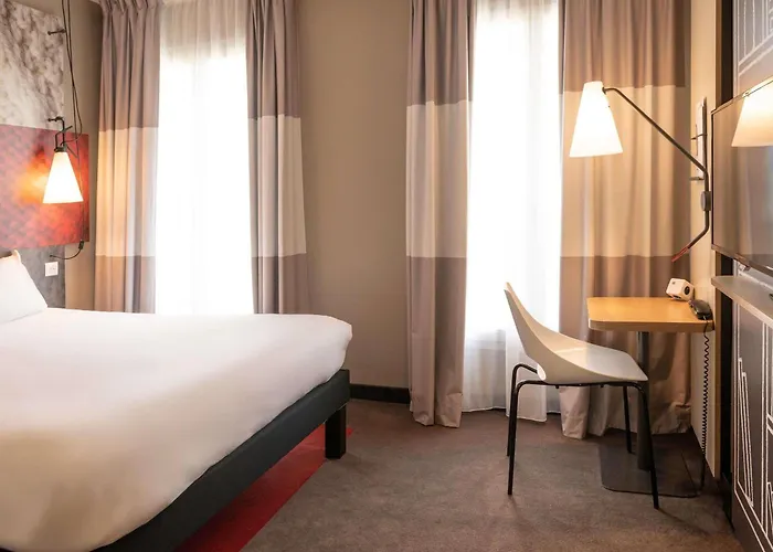 Ibis Paris Tour Montparnasse 15Eme Hotel