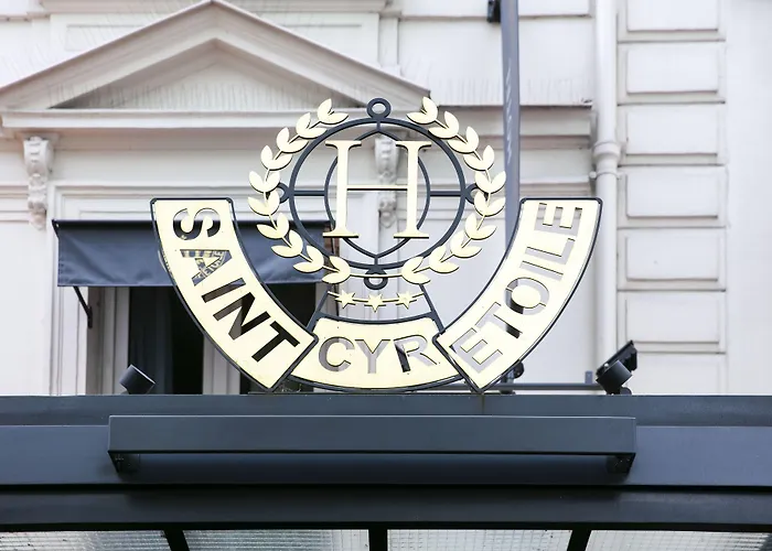 Hotel Saint Cyr Etoile Paris