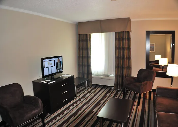 Holiday Inn Express Nashville W-I40 By Ihg