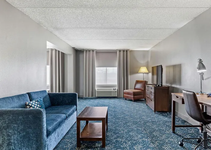Four Points By Sheraton Nashville Airport