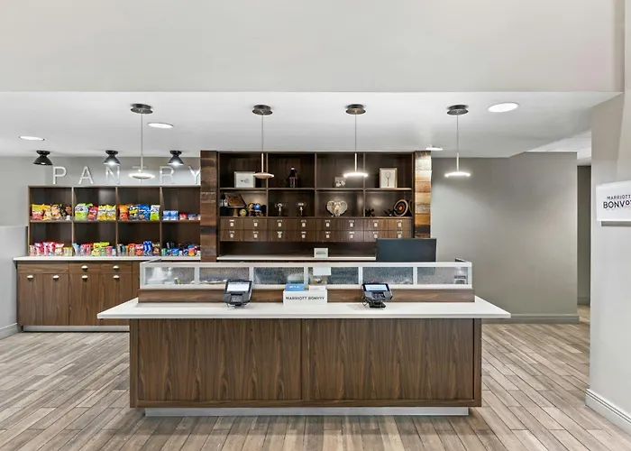 Four Points By Sheraton Nashville Airport