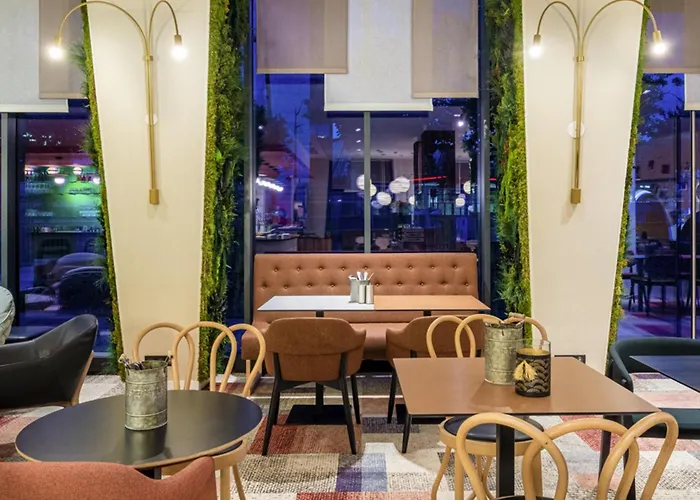 Ibis Styles Paris Meteor Avenue D'Italie Hotel