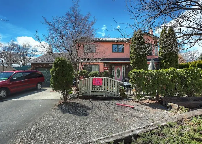 Beds By The Bridge Bed & Breakfast Kelowna