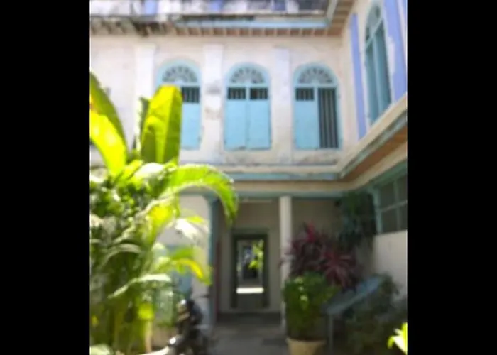 Broad Lands Hostel Chennai