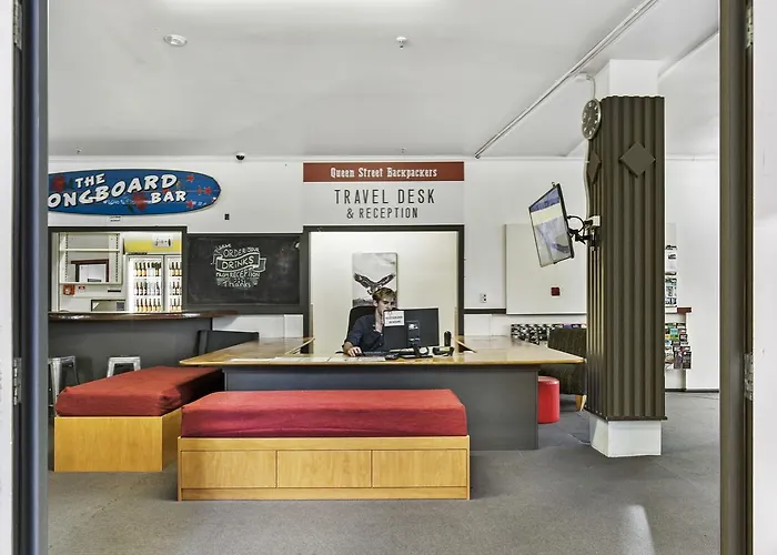 Queen Street Backpackers Auckland