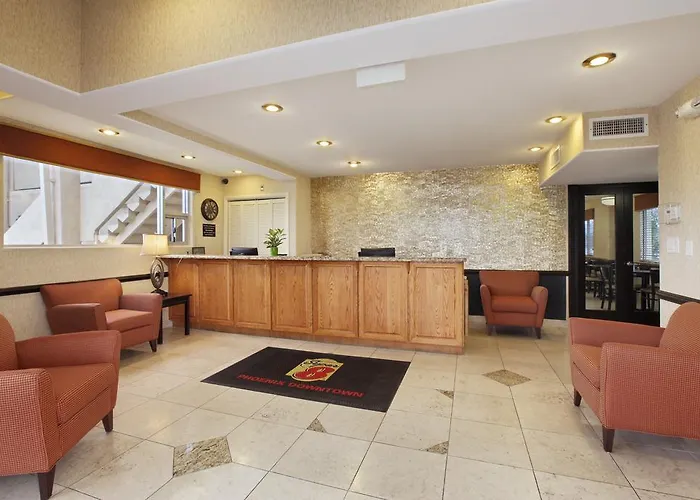 Super 8 By Wyndham Phoenix Downtown