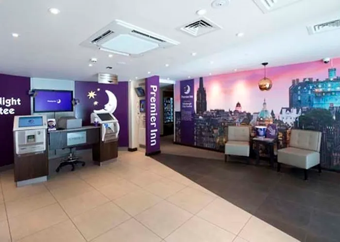 Premier Inn Edinburgh City Centre