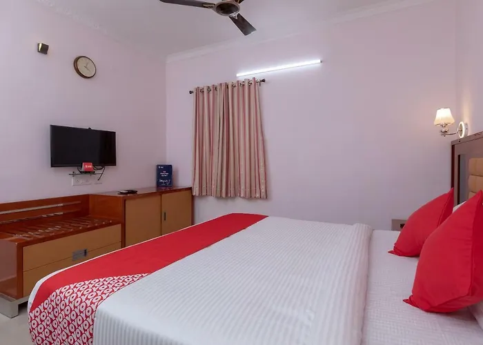 Oyo 17224 Swarnam Residency Hotel Chennai